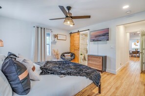 Villa Luxe, 4 chambres, piscine privée, vue jardin | Literie de qualité supérieure, fer et planche à repasser, Wi-Fi gratuit