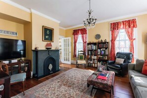 Télévision, espaces bureaux