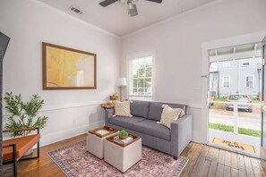TV, fireplace, offices