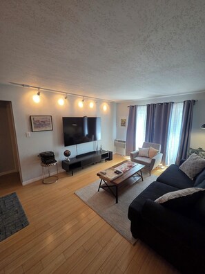 Smart-TV, Computerbildschirme