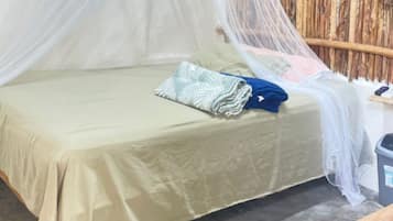 1 bedroom, internet, bed sheets