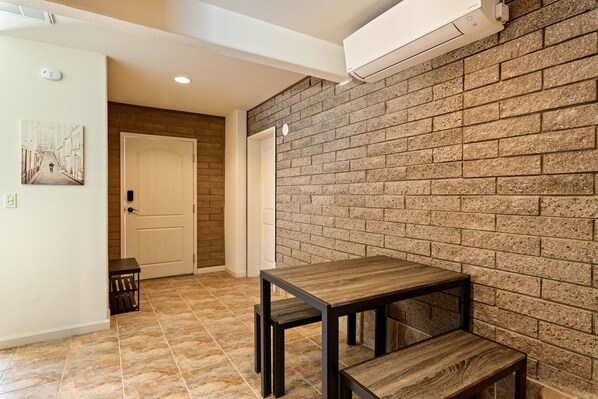 Dining - Compound by the Lake | Private Pool & Boat Parking (Clearlake Oaks)