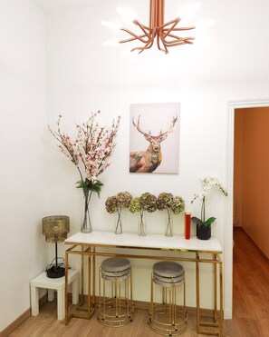 Interior - Le Marais / Sunshine Apt/ 5 bdrs/ 3 mins to metro (Paris)