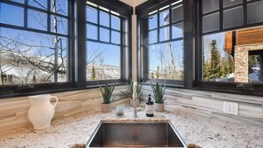 Maison (5 Bedrooms) | Intérieur