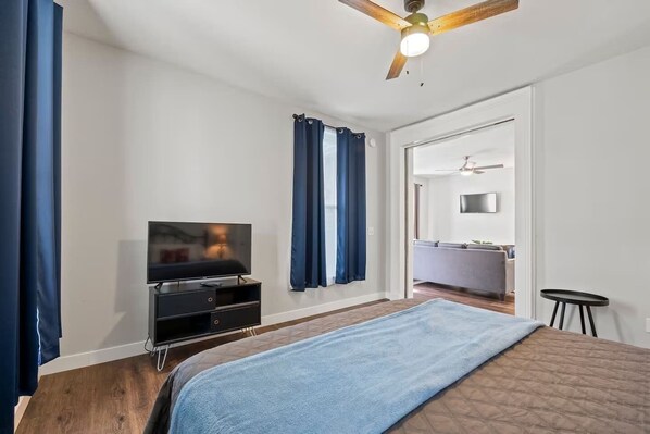 2 bedrooms, iron/ironing board, WiFi, bed sheets