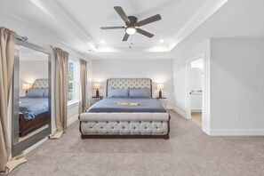 6 室のベッドルーム、アイロン / アイロン台、WiFi、ベッドシーツ