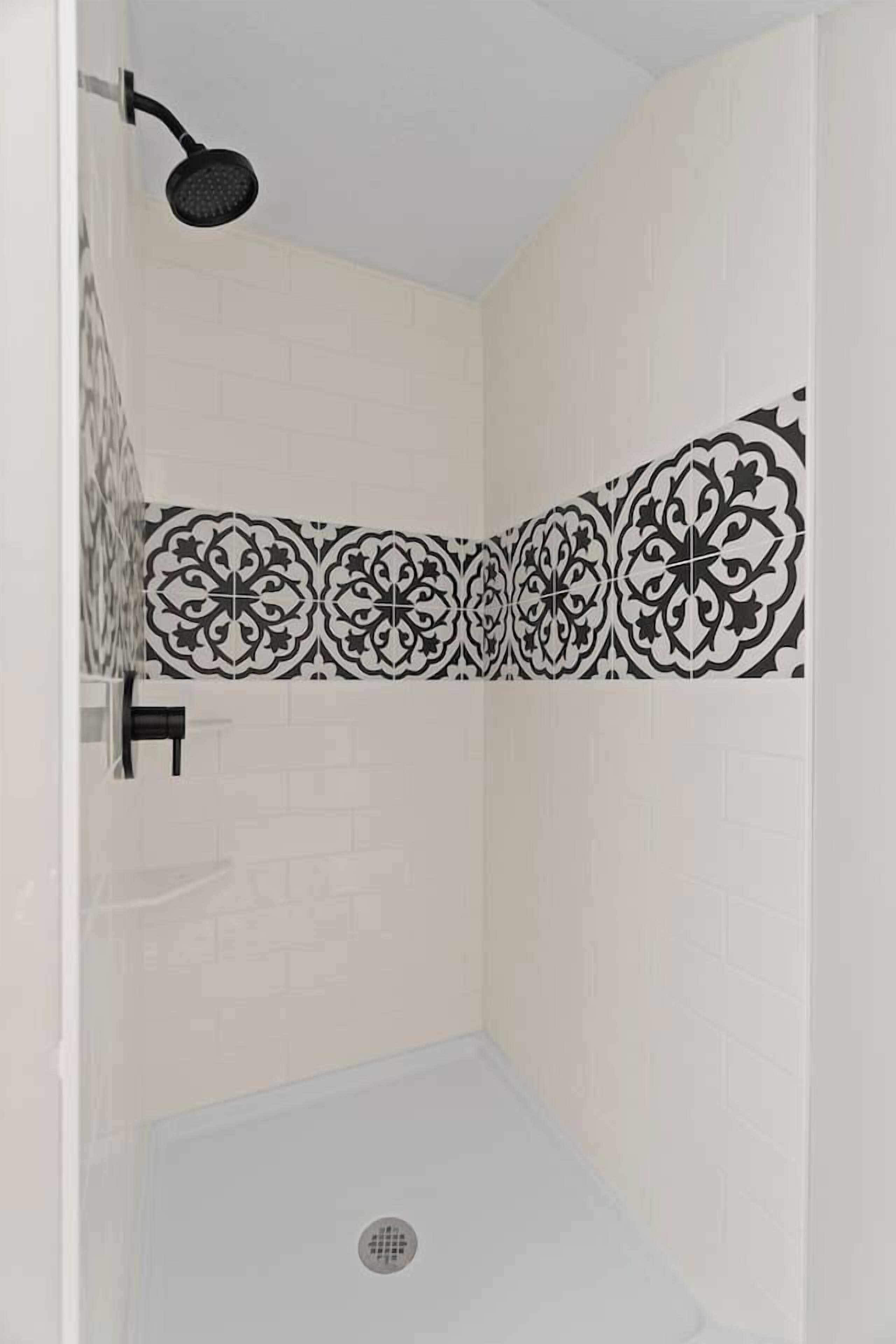 Douche, serviettes fournies