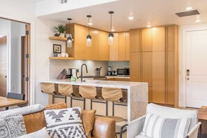 Private kitchen - Slope Sight by Avantstay A+ Location w/ Hot Tub (Park City)