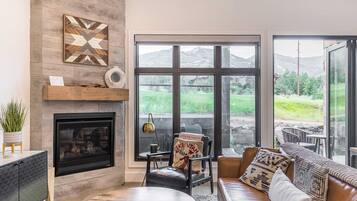 House (2 Bedrooms) | Bahagian dalam