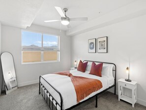 1 habitación, tabla de planchar con plancha, wifi y ropa de cama 