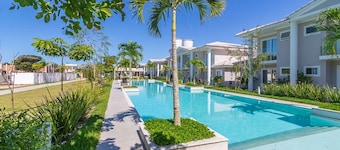 Houses in Condominium Near Pitinga Beach - MGI