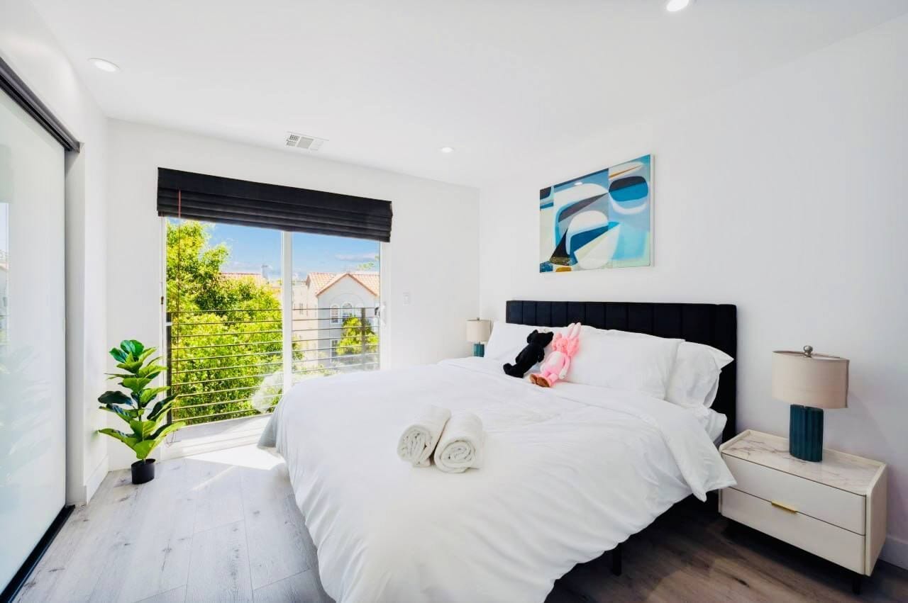 3 bedrooms, iron/ironing board, Internet, bed sheets