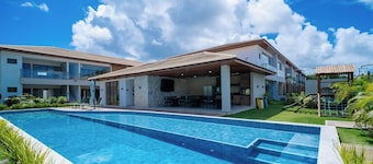 Apto 2Qts em Cond. c/ Piscina - Itacimirim RJH0101