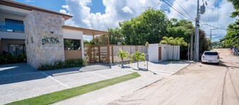 Apartment in Cond. w/ Pool - Itacimirim Rjh0101