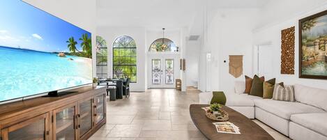 Smart TV, oficina y impresora