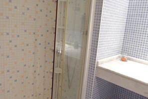 Hair dryer, towels - Palmar Breeze: stylish apt with pool view (Arona)
