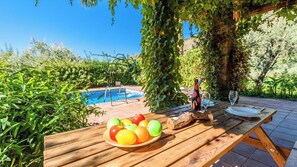 Outdoor dining - La Terrera Órgiva by Ruralidays (Granada)