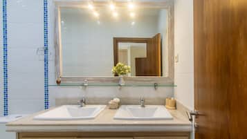 Vila | Kamar mandi