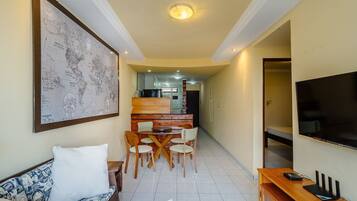 Basic Apartment | Living area