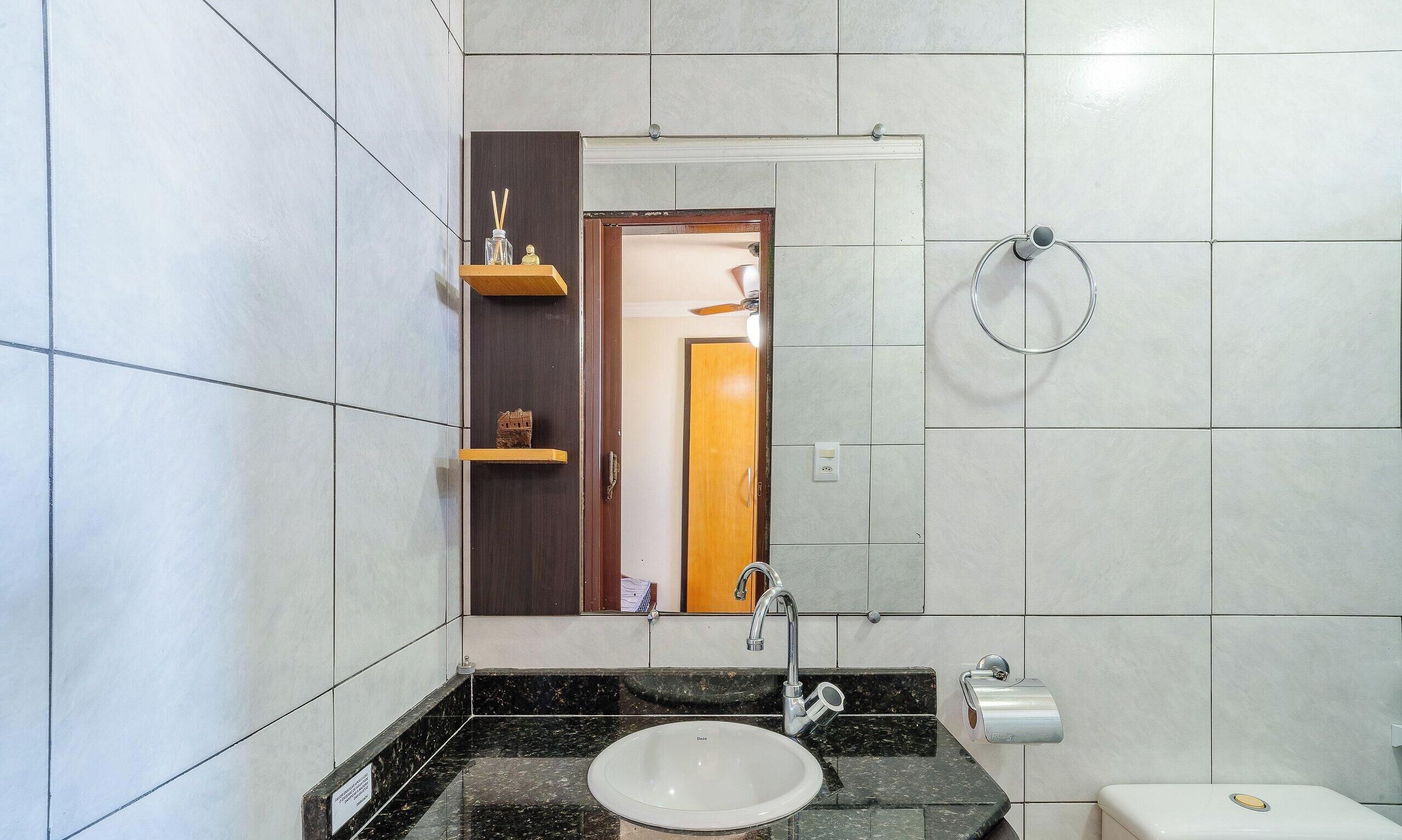 基础公寓 | 浴室