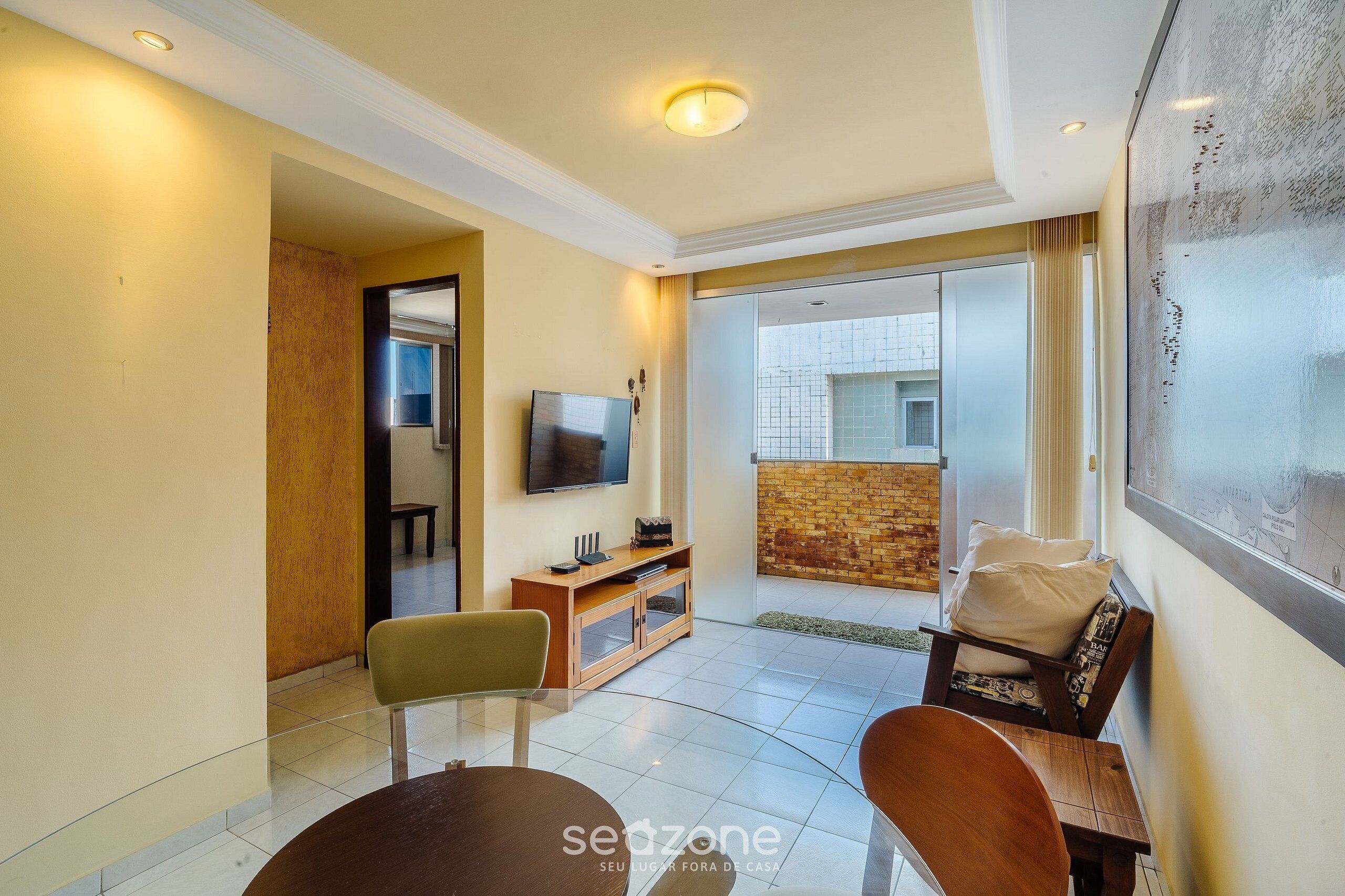 Basic Apartment | Interior