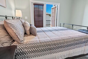 Iron/ironing board, free WiFi