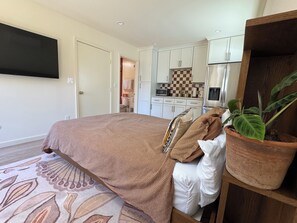 1 chambre, fer et planche à repasser, lit parapluie, Wi-Fi gratuit