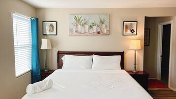 5 sovrum, internet och sÀngklÀder