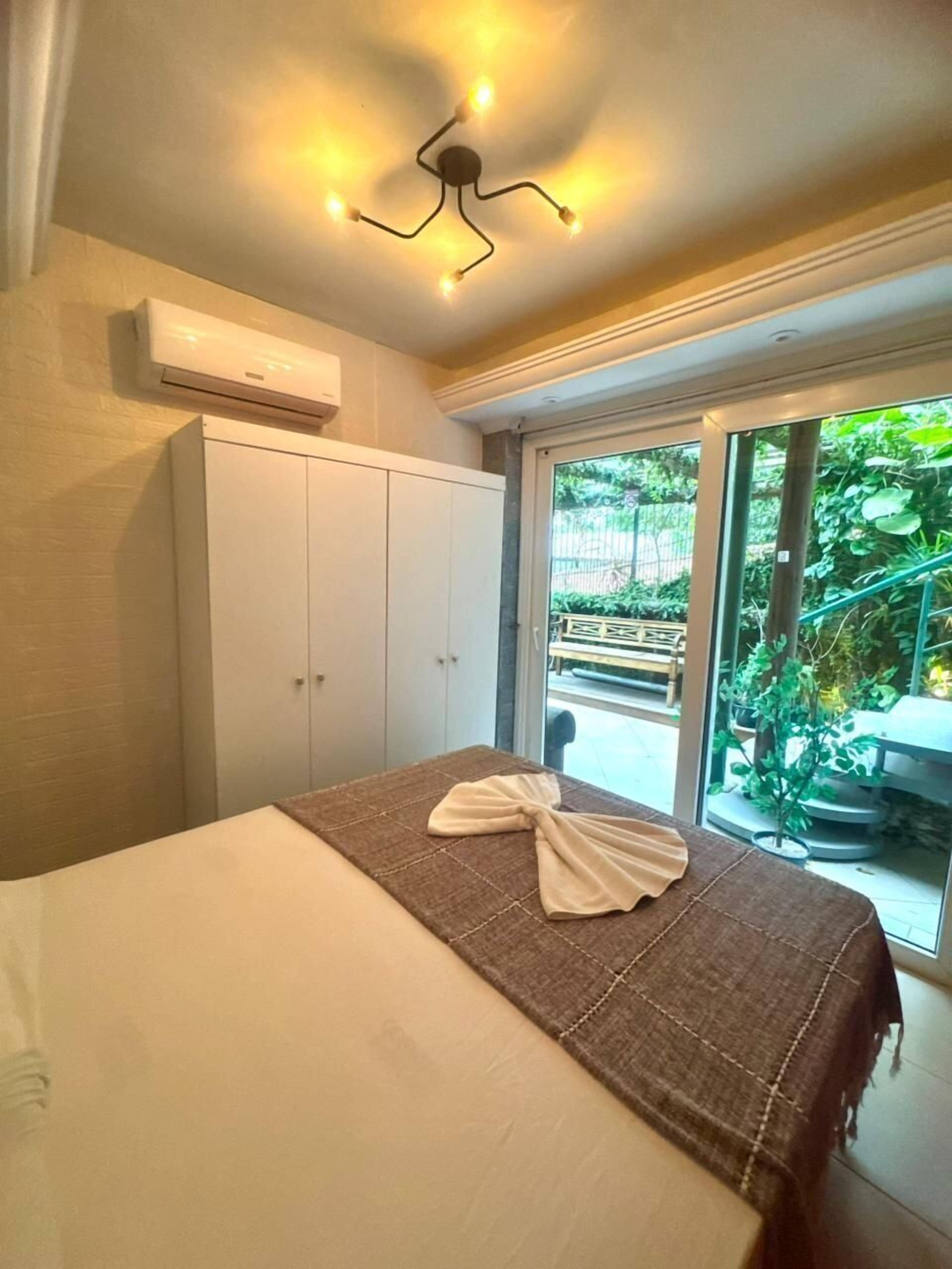 Basic Double Room | Free WiFi