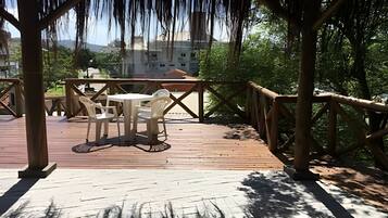 Basic Double Room, Garden View | Outdoor dining