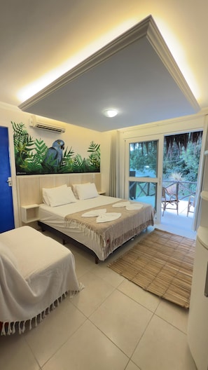 Comfort Suite, Garden View | In-room dining
