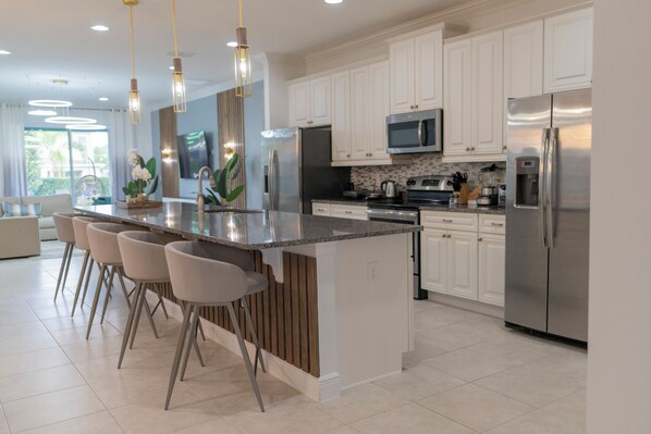 Family Villa, Patio | Private kitchen