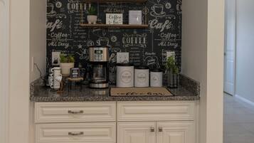 Family Villa, Patio | Private kitchen