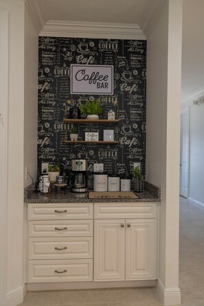 Family Villa, Patio | Private kitchen