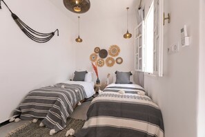 Chambre double ou avec lits jumeaux | Accès au Wi-Fi (inclus)