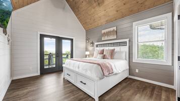 5 slaapkamers, een strijkplank/strijkijzer, reisbedje, gratis wifi