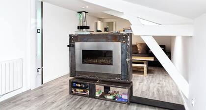 3 bedrooms and the Moon Terrace 103m2 of charm