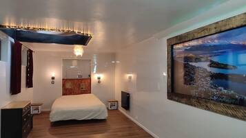 1 chambre, fer et planche à repasser, lit parapluie, Wi-Fi