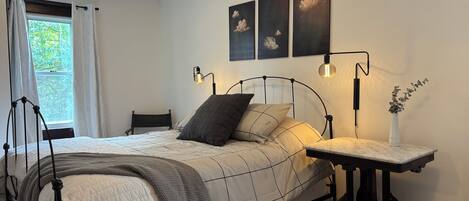 2 chambres, fer et planche à repasser, Wi-Fi gratuit, draps fournis