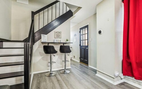 Camden's Little Charm-Walking Distance Stadium & Convention, University of MD