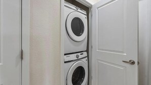 Interior - The Central Hub 2BD/2BTH (Denver)