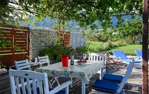 Outdoor dining - Lovely apartment in Frontino (Frontino)
