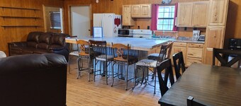 Fantastic 3-bedroom house with AC in Justiceburg. 7 miles from Lake Alan Henry.