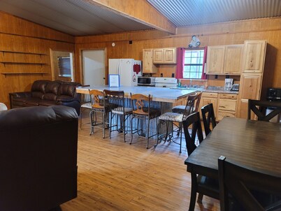 Fantastic 3-bedroom house with AC in Justiceburg. 7 miles from Lake Alan Henry.