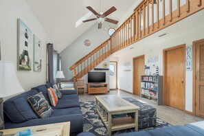 TV, DVD-spiller og bøker