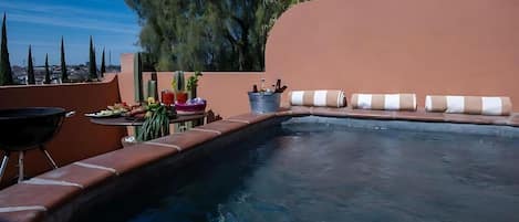 豪華別墅, 陽台, 城市景觀 | 書桌、熨斗/熨衣板、免費無線上網