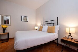 Desk, iron/ironing board, free WiFi