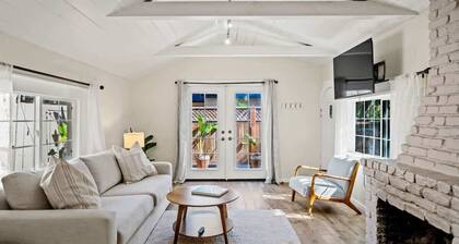 Carmel Cozy Cottage | Room for 4