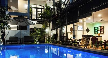 Spacious 5-bedroom house with private pool