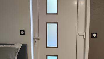 1 bedroom, iron/ironing board, free WiFi, bed sheets